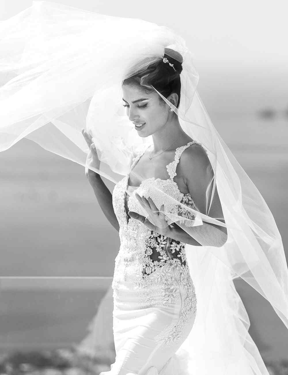 https://capcamargueevent.com/wp-content/uploads/2020/11/dress_03.jpg